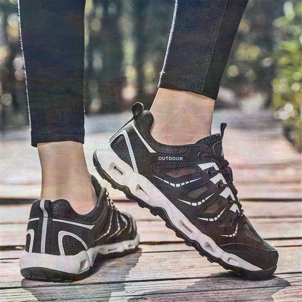 Sepatu Tenis Perak Ujung Bulat - Office Tech Supply ulasan dan harga